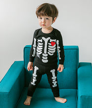 Load image into Gallery viewer, Happy Skeleton Wear